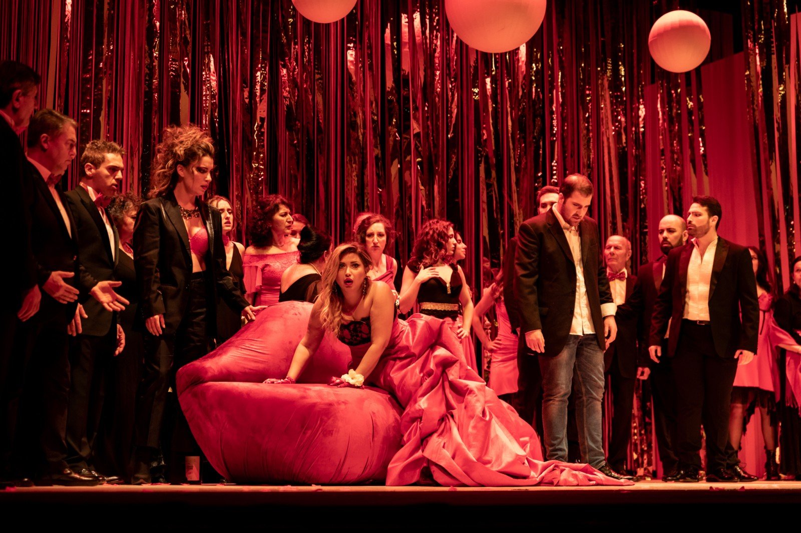 16 LA TRAVIATA 1