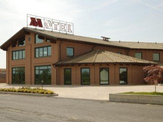 HM MOTEL HOTEL ****
