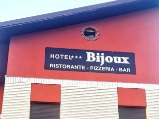 HOTEL BIJOUX ***