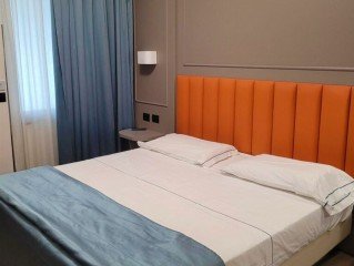 Motel 2 ***